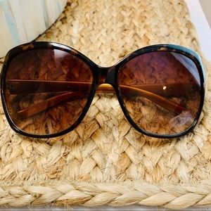 Juicy Couture Sunglasses🍍